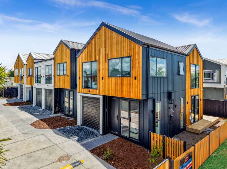 Lot 3, 8 Indus Place Half Moon Bay_4