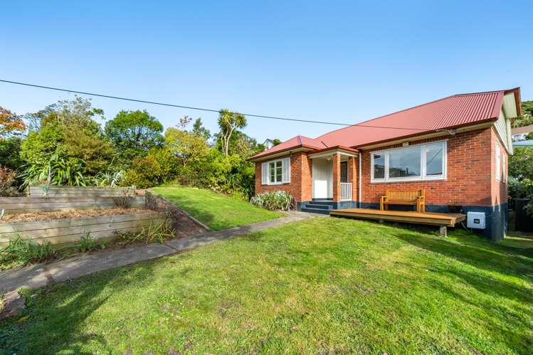 8 Saint Albans Avenue Karori_18