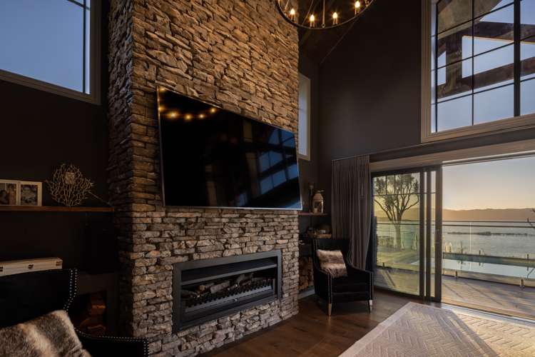 33 Waitohu Road York Bay_14