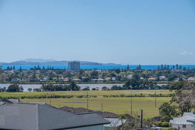 14 Copal Lane Millwater_3