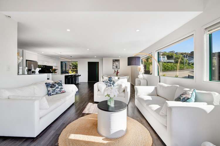 57 Duncansby Road Stanmore Bay_11