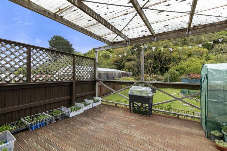 13 Wilkie Crescent Naenae_15