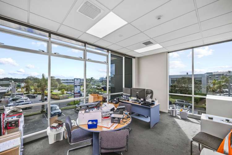 54 Apollo Drive Albany_13