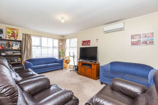 2/8 Allen Street Mangere East_3