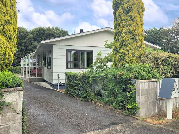 17 Deller Drive Carterton_0