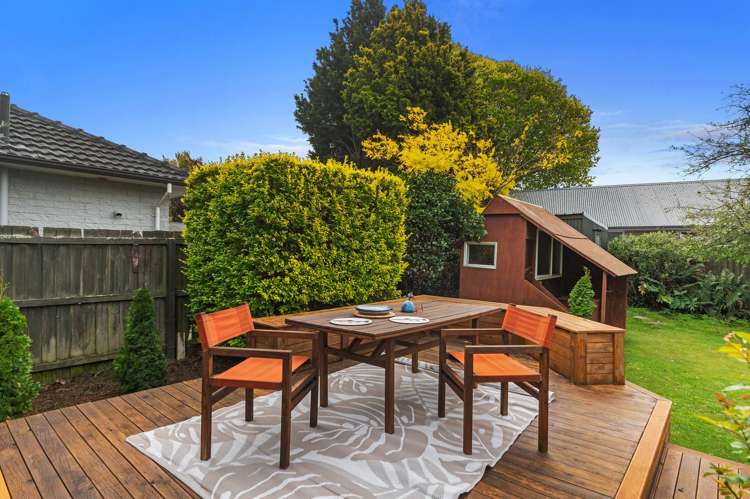 12 Saint Ives Street Harewood_9