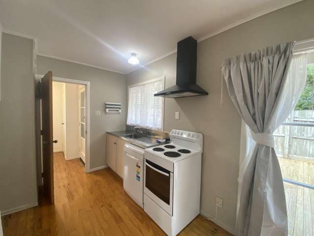 43 Blease St 1732_3