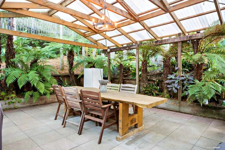 65 Whangaparaoa Road Red Beach_5