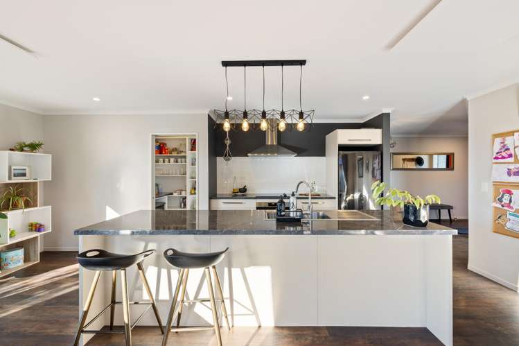 5 Catchpole Place Woodend_5