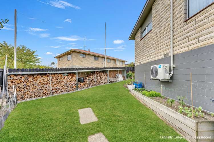 150 Pages Road Marchwiel_22