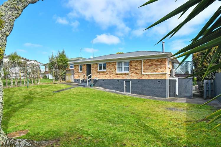 35 Halberg Street Papakura_14