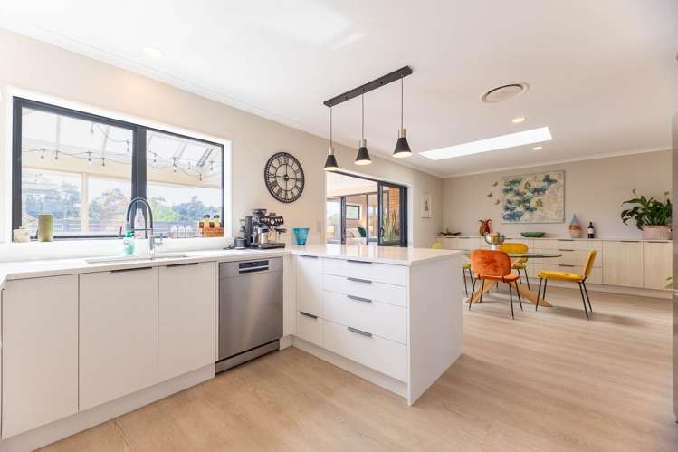 23 Harry Shaw Way Raumati South_1