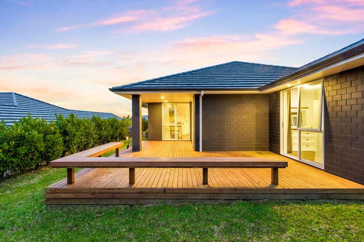 5 Te Aparangi Crescent Papakura_37