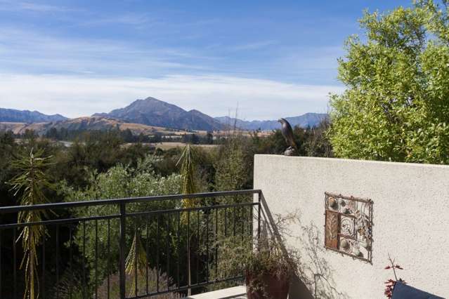 585 Aubrey Road Wanaka_2