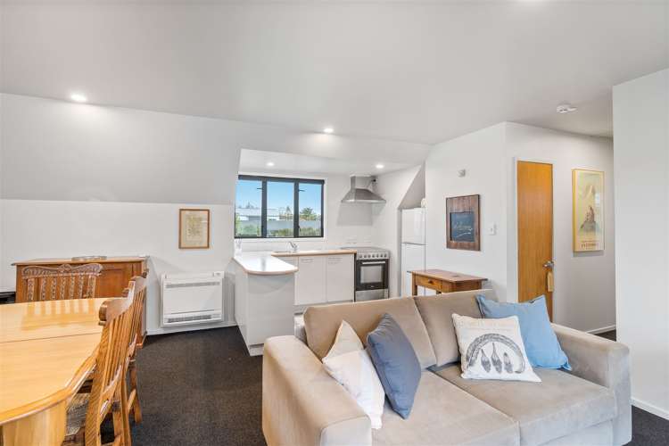 1/124 Leinster Road Merivale_11