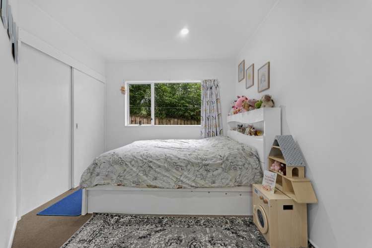 3/24 Commodore Drive Lynfield_7