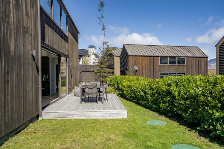 27c Falconer Rise Jacks Point_24