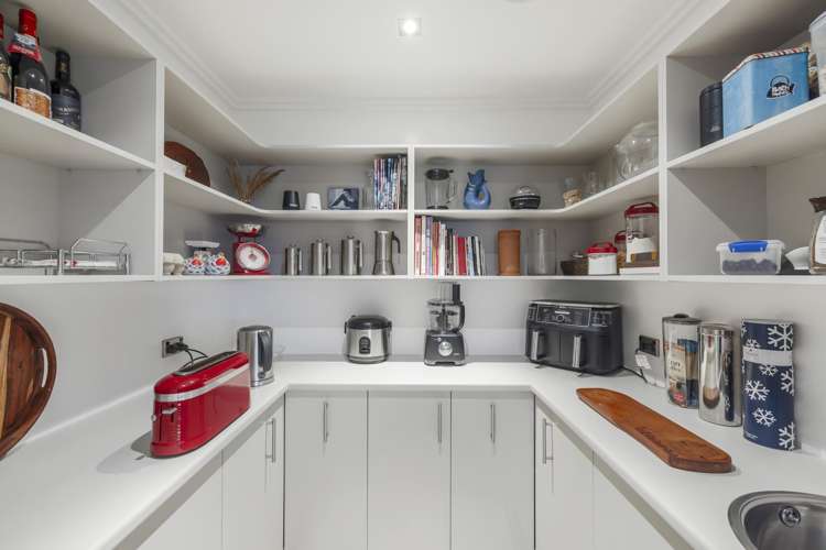 1/104 Harbour Drive Otumoetai_17