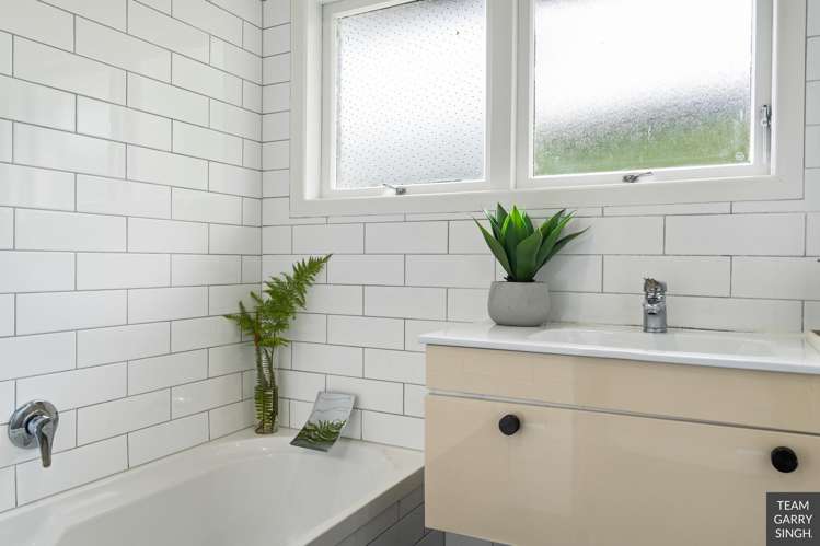 140 Clevedon Road Papakura_15