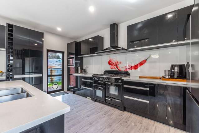 9 Gwendoline Avenue Te Atatu Peninsula_2