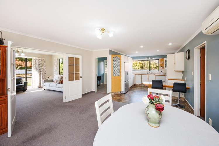 4 Tudor Grove Feilding_16