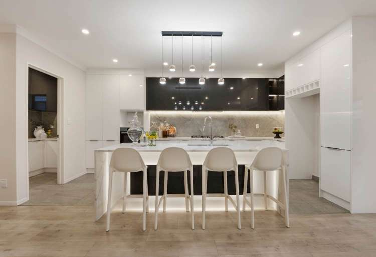 221B Murphys Road Flat Bush_29