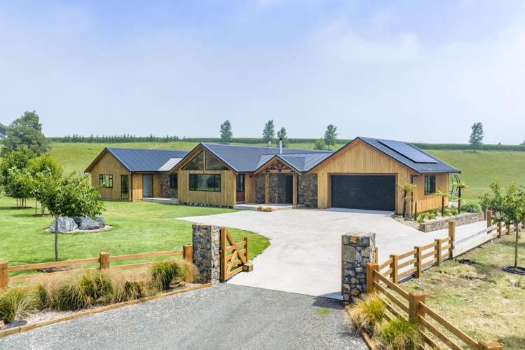 120 Corcoran Rd Te Pahu_1