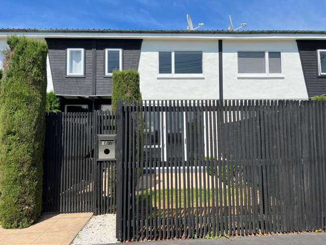 SOCKBURN TWO BEDROOMS, MODERN UNIT, CARPORT