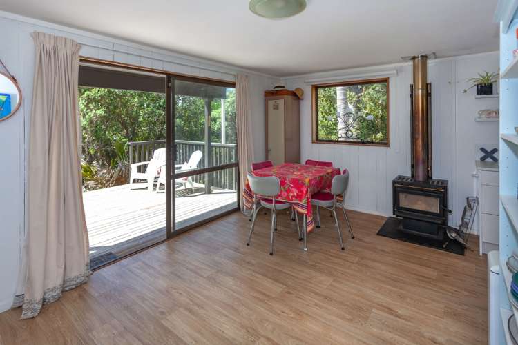 232 Russell Bruce Place Onemana_14