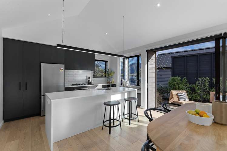 11 Kotuku Lane Jacks Point_6