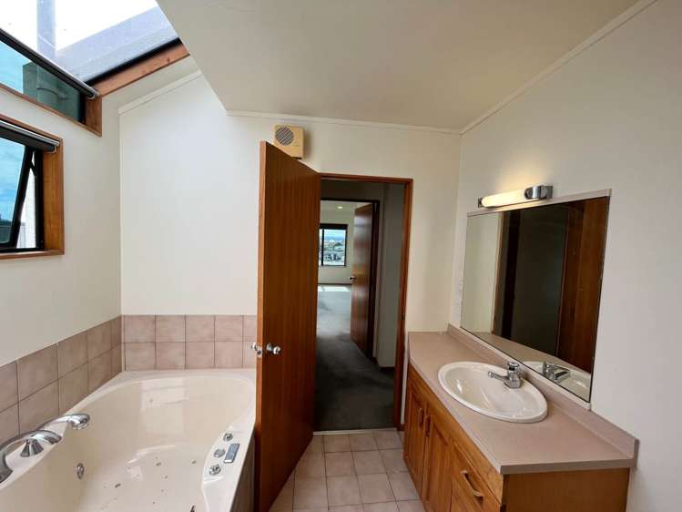 22 Ngaiwi Street Orakei_11