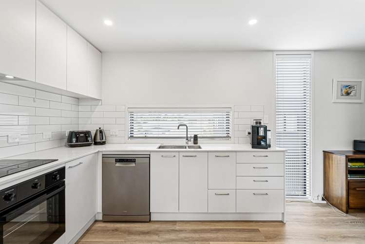 40D Titirangi Road New Lynn_2