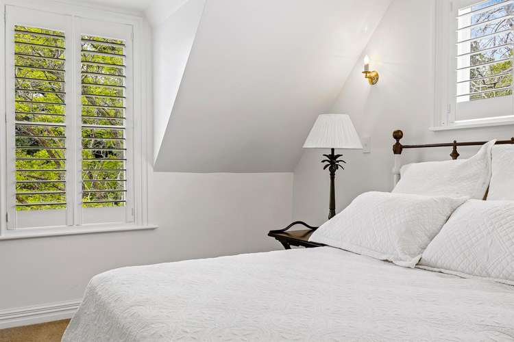 211 Summerhill Road Cust_12