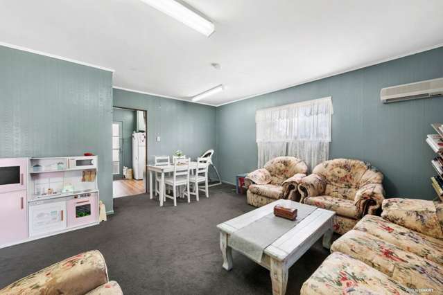 2/9 Commissariat Road Mount Wellington_1