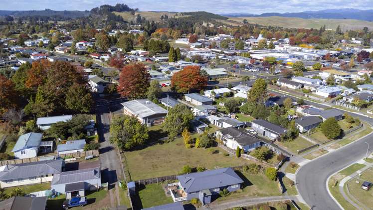 73 Patikura Place Turangi_8