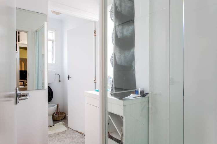 16 Puketea Street Blockhouse Bay_9