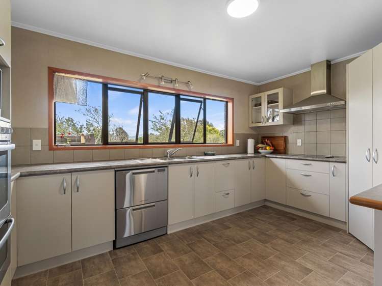 146 Fletcher Road Ngahinapouri_3