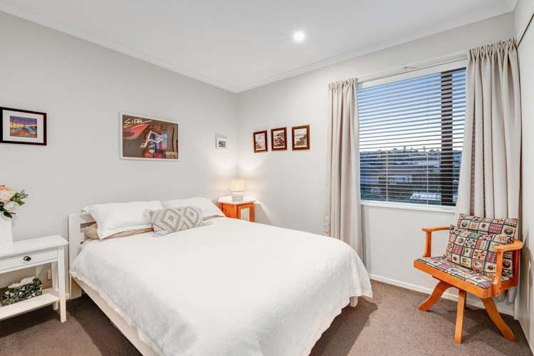 11 Cambie Avenue Red Beach_17