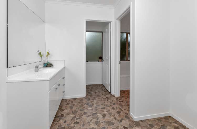 74 Gilbert Road Mangapai and Surrounds_10