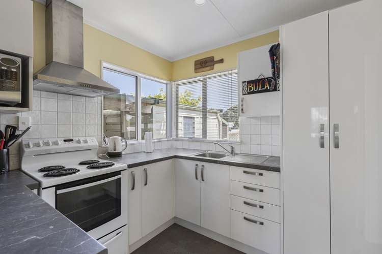 3/85 Atkinson Road Titirangi_5