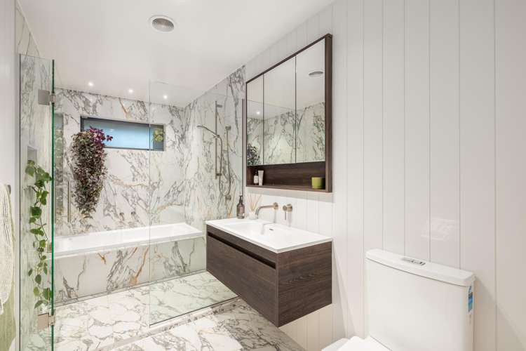 96 Willryan Avenue New Brighton_13