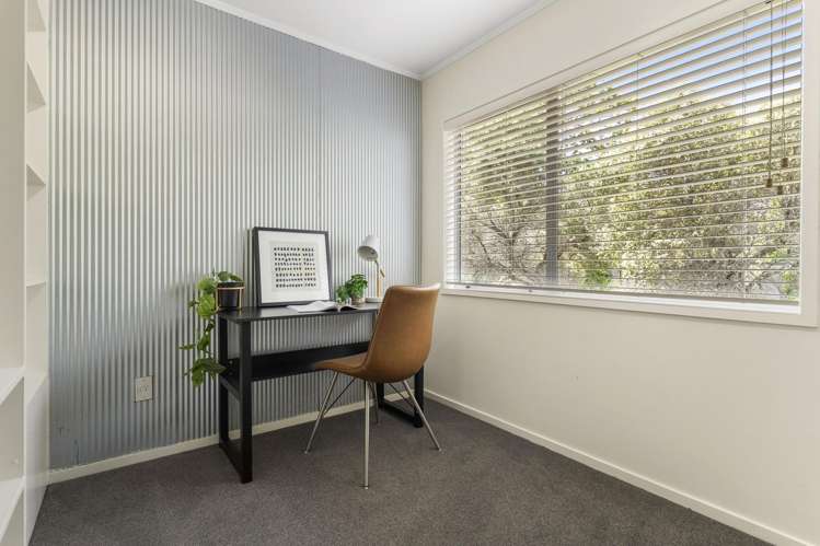 982 Beach Road Torbay_11