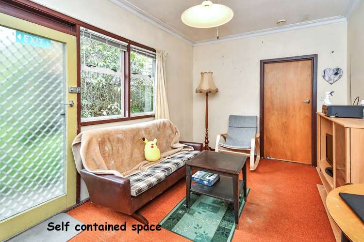 78 Clark Road Pahurehure_14