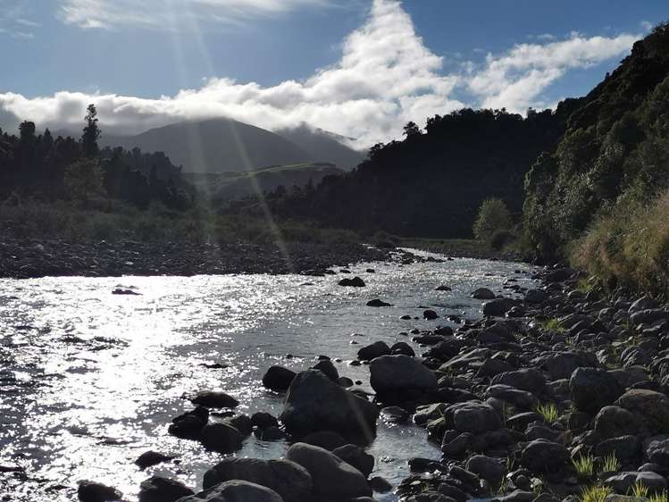 1 Takapari Road Pohangina_35