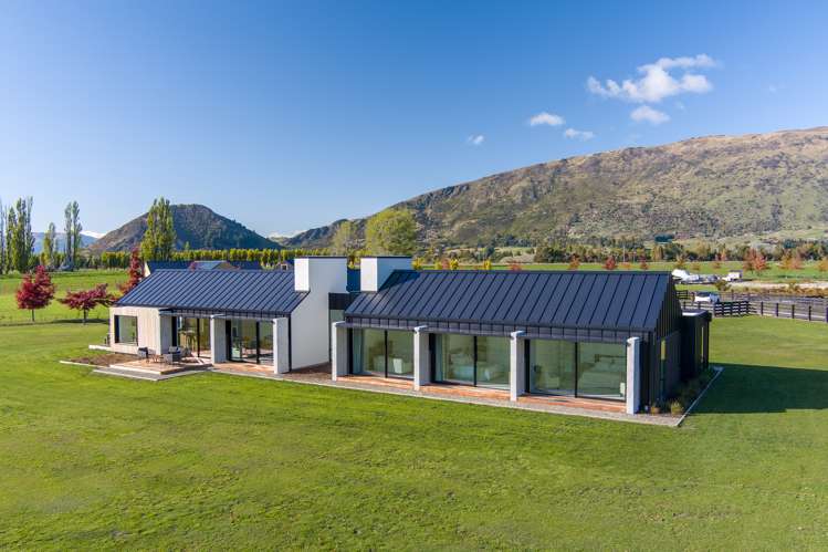 10 Little Orchard Way Wanaka_23