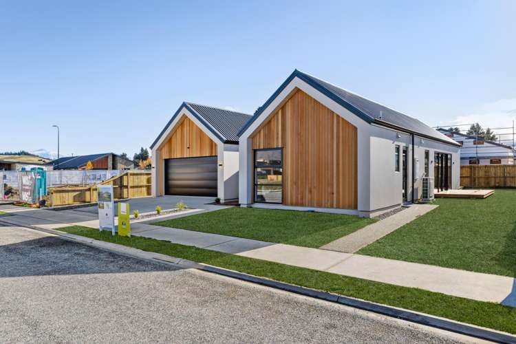 3 Onyx Street Wanaka_35