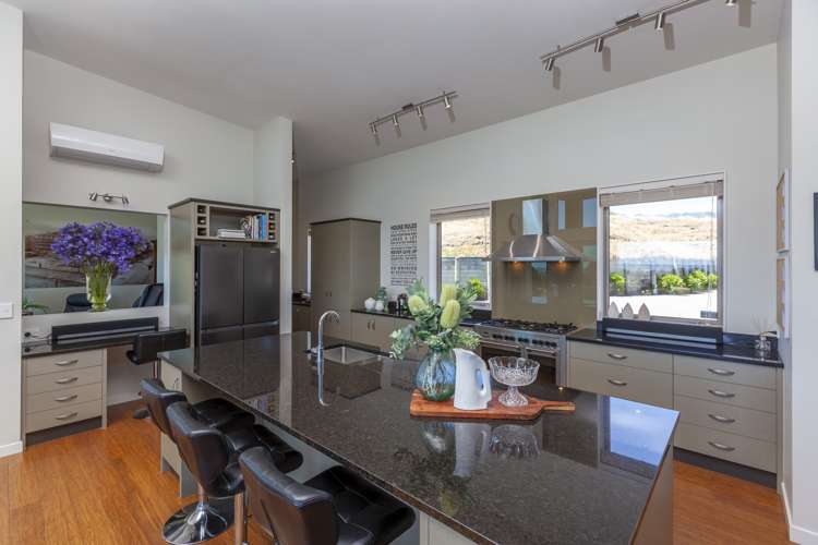 187 Peka Peka Road Peka Peka_6