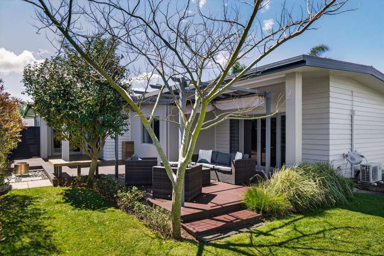3 Pohutukawa Grove Lytton West_23
