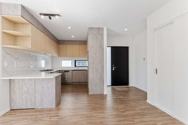 101A Beach Road Te Atatu Peninsula_5