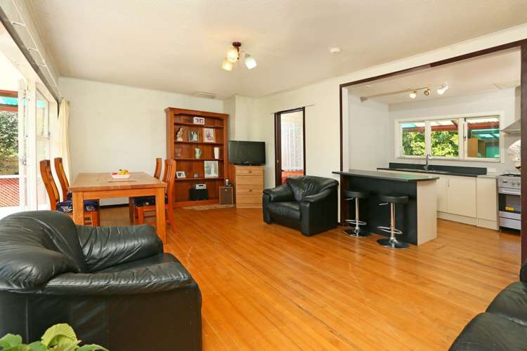 76 Nikau Street New Lynn_12